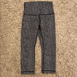 Lululemon High Waist Wunder Under Crop